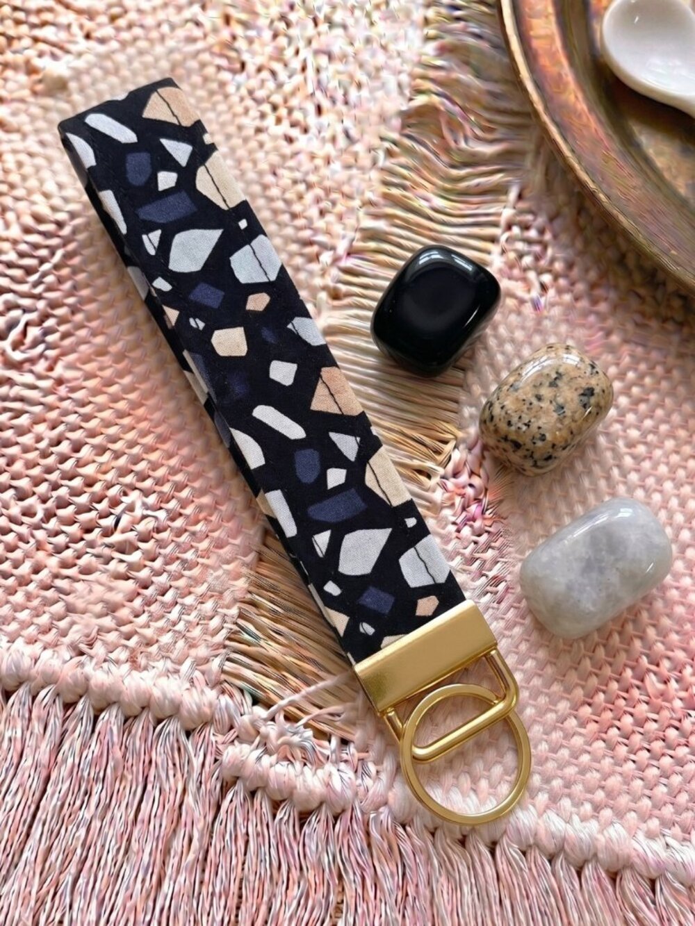 New Handmade Black Terrazzo Mosaic Geometric Fabric Key Fob Wristlet Keychain